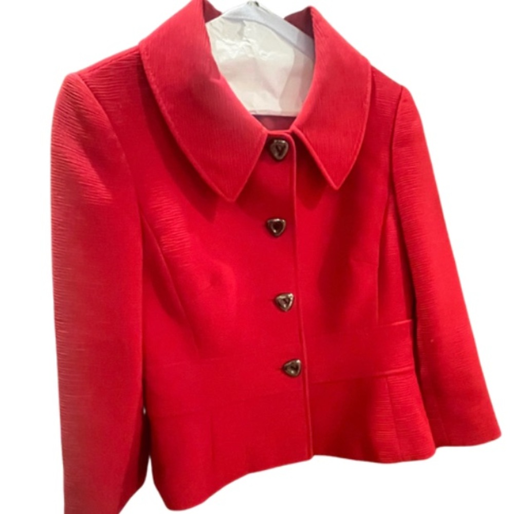 Tahari red apple blazer with tailored waist.